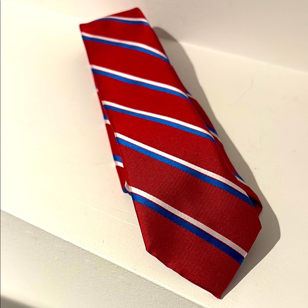 Classic Red with Blue/White Stripes Men's Tie. NWOT